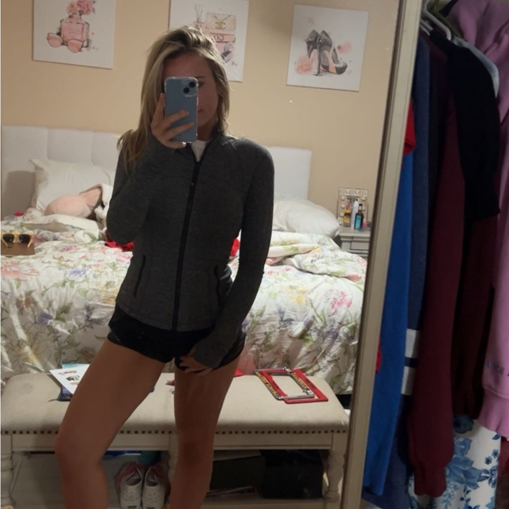 Women's lululemon jacket
